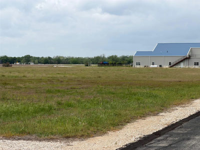 330 Airfield Rd — photo 5