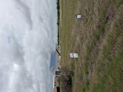 330 Airfield Rd — photo 2