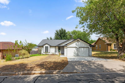 2401 Lasso Dr — photo 3