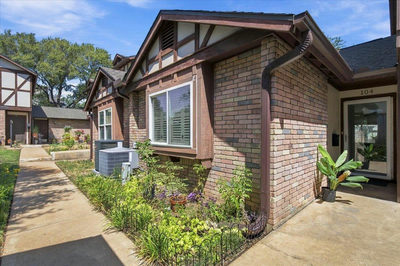7406 Shadow Hill Dr #104 — photo 2