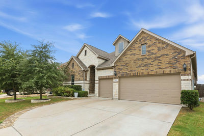 21605 Hines Ln — photo 2