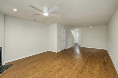 1404 Norwalk Ln #206 — photo 2