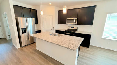 100 Woodbrook Dr — photo 2