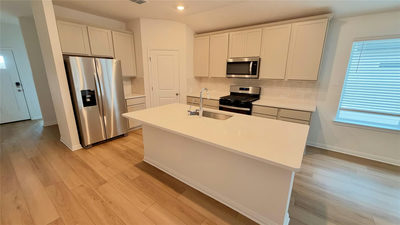 108 Woodbrook Dr — photo 2