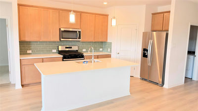 104 Woodbrook Dr — photo 2