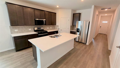12600 Saint Thomas Dr — photo 2