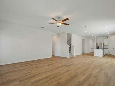 280 Red Tail Hawk Ln — photo 3