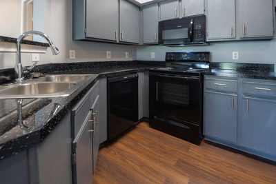 2320 Gracy Farms Ln #821 — photo 4