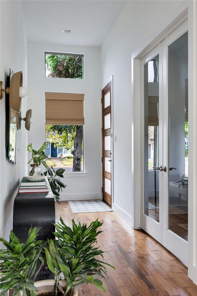 5307 Aurora Dr — photo 3