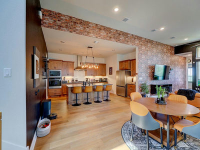 232 Flora Springs Cv — photo 5
