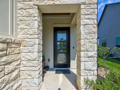 232 Flora Springs Cv — photo 2