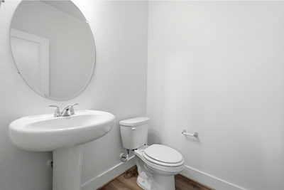 301 Gene Ray Ave — photo 5