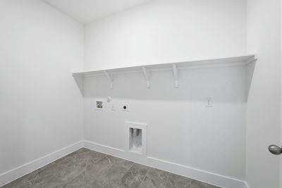 301 Gene Ray Ave — photo 4