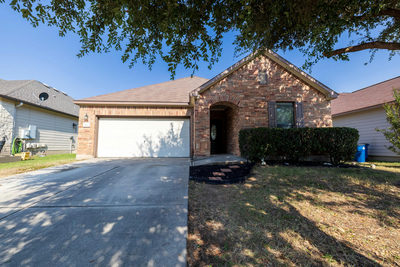 8720 Sturmer St — photo 2