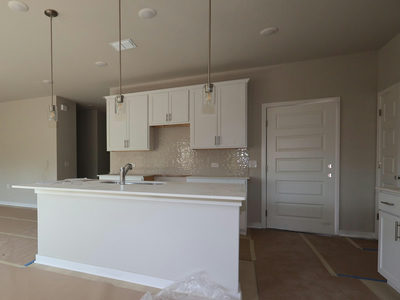 7425 Pullman Cv — photo 2