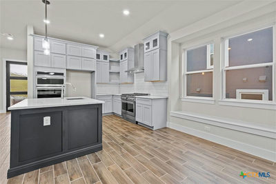 401 Stellar Wind Dr — photo 3