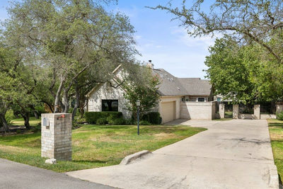 206 Phlox Dr — photo 4