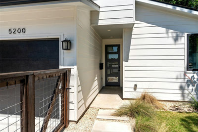 5200 Grover Ave — photo 2