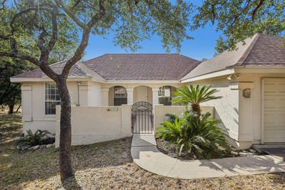 21513 Lakefront Dr — photo 2