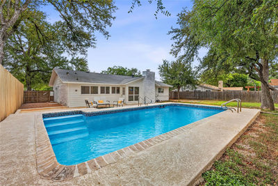 12505 Parkland Dr — photo 2