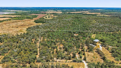 388 The Forest Rd — photo 2