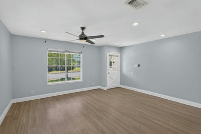 8602 Colonial Dr — photo 5