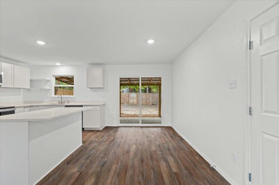 5307 Village Trl — photo 4