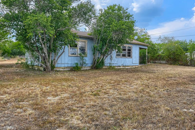 2212 Hunter Rd — photo 2