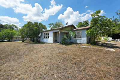 2212 Hunter Rd — photo 5