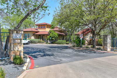 300 San Gabriel Village Blvd #512 — photo 4