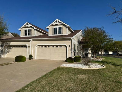 275 Bonham Loop — photo 2
