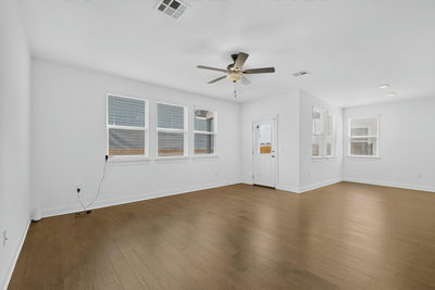 13623 Long Island Dr — photo 5