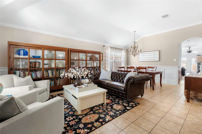 1005 Zeus Cir — photo 3