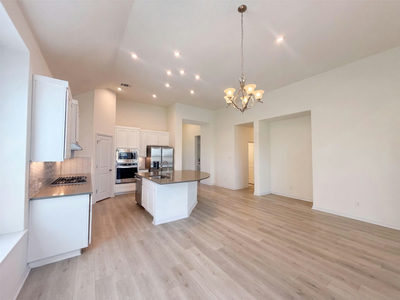 4437 Shady Hill Ln — photo 4