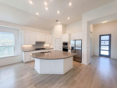 4437 Shady Hill Ln — photo 2