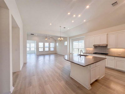 4437 Shady Hill Ln — photo 3