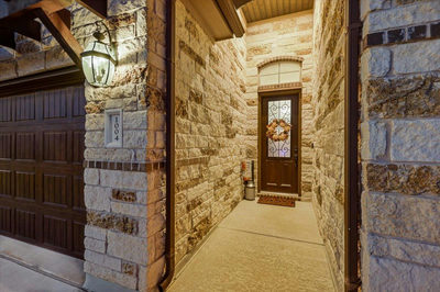 1004 Hezekiah Ln — photo 4