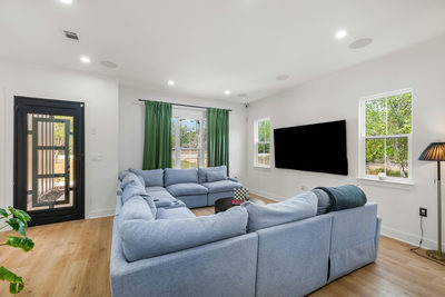 587 W Keanahalululu Ln — photo 4