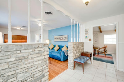 402 Suttles Ave — photo 4