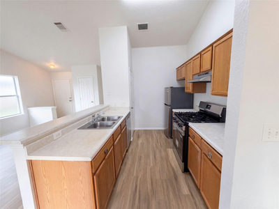 172 Prairie Springs Loop — photo 2