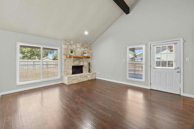 302 Splitrock St — photo 5