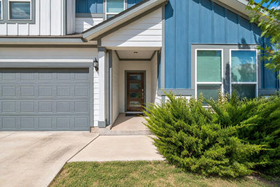 11920 Saddle Rock Dr — photo 2
