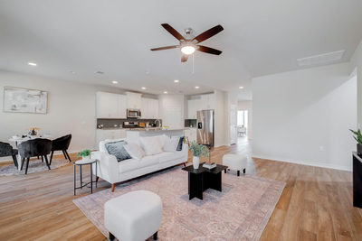 11920 Saddle Rock Dr — photo 3
