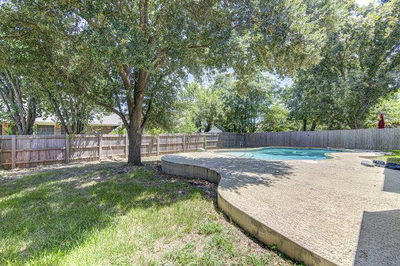 1717 Apache Trl — photo 3