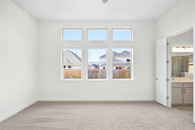 241 Mango Cir — photo 4