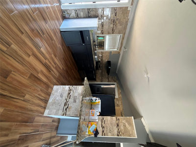 6029 SEAWILLOW Rd — photo 3