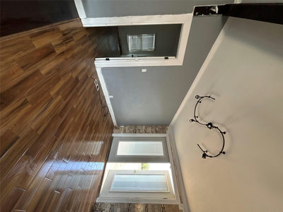 6029 SEAWILLOW Rd — photo 2