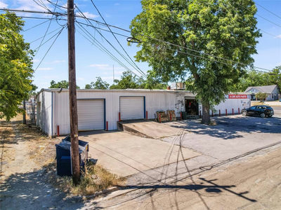 1022 N Main St — photo 3