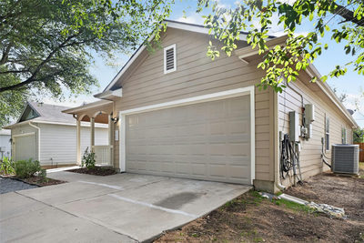 3905 Bronco Bend Loop — photo 2