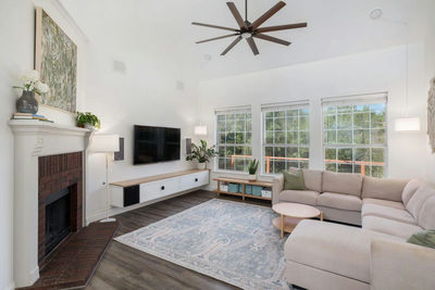 1311 Brighton Bend Ln — photo 2